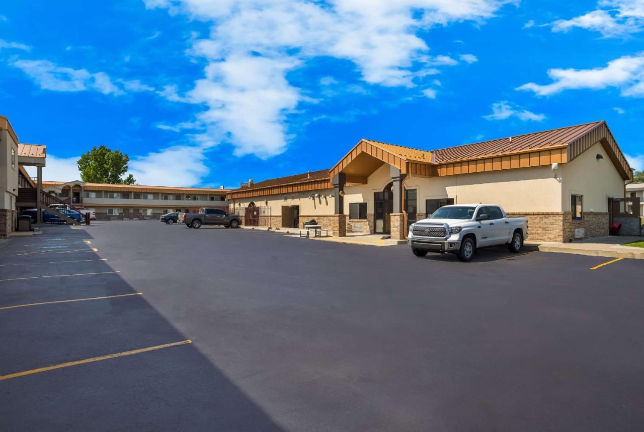 Best Western Plains Motel Wall Extérieur photo